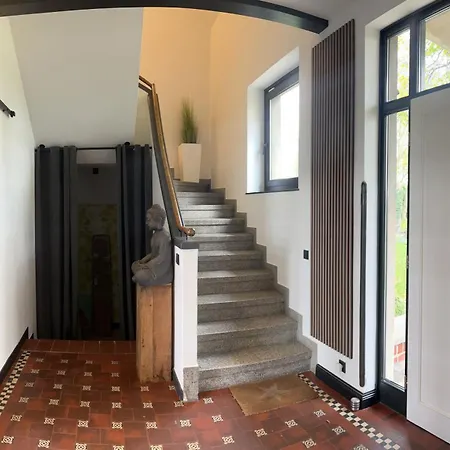 Dreckerhook, Oasis To Slow Down! Raesfeld