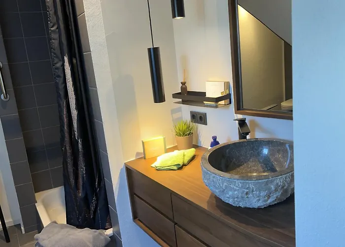 Dreckerhook, Oasis To Slow Down! Raesfeld